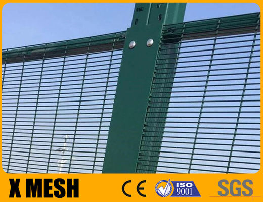 80mm X 100mm Quadratura Anti Climb Mesh Fence Colore verde per il campo commerciale