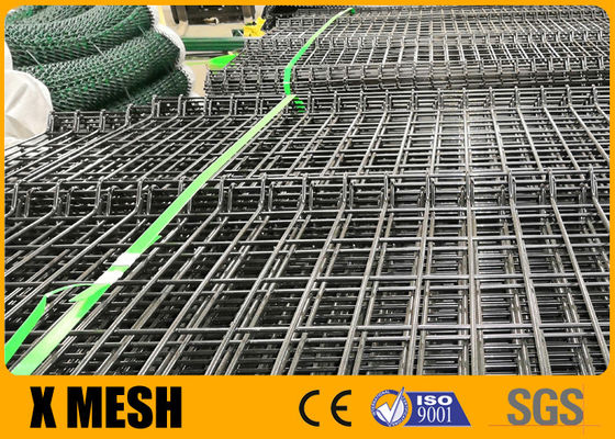 La polvere ha ricoperto l'anti cavo Mesh Panels di Mesh Fence BS 10244 di salita