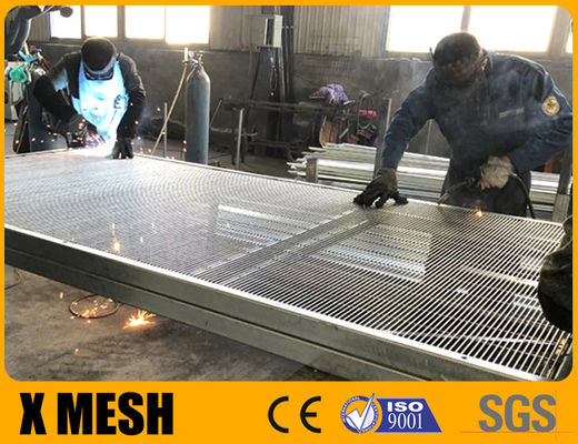 3.5mm Wire Anti Climb Mesh Fence 3,5m High Include Top Y Arm e filo spinato per il parcheggio
