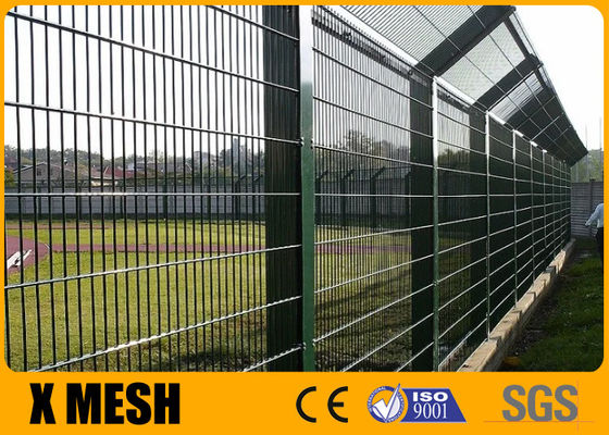 Pannello galvanizzato 50×200mm del cavo di Mesh Fence Long Lasting Double di salita della immersione calda anti